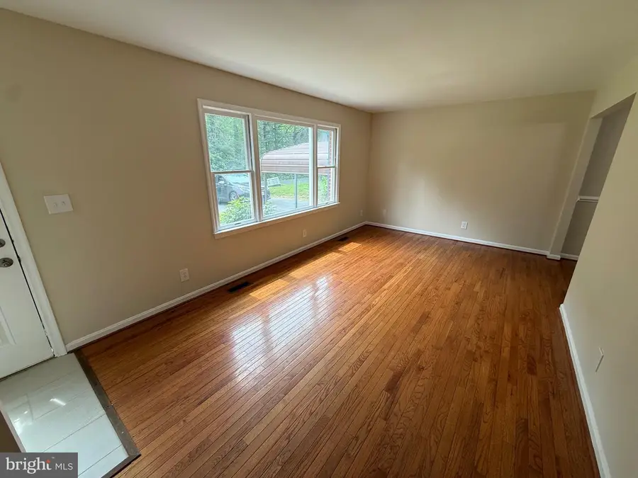 129 Durham Dr, Fredericksburg, VA 22407 - #3
