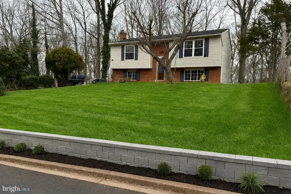 111 Galaxie Dr, Fredericksburg, VA 22407 - Image #1