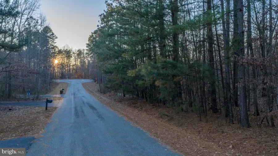 2318 Waterside Dr, Bumpass, VA 23024 - Image #3