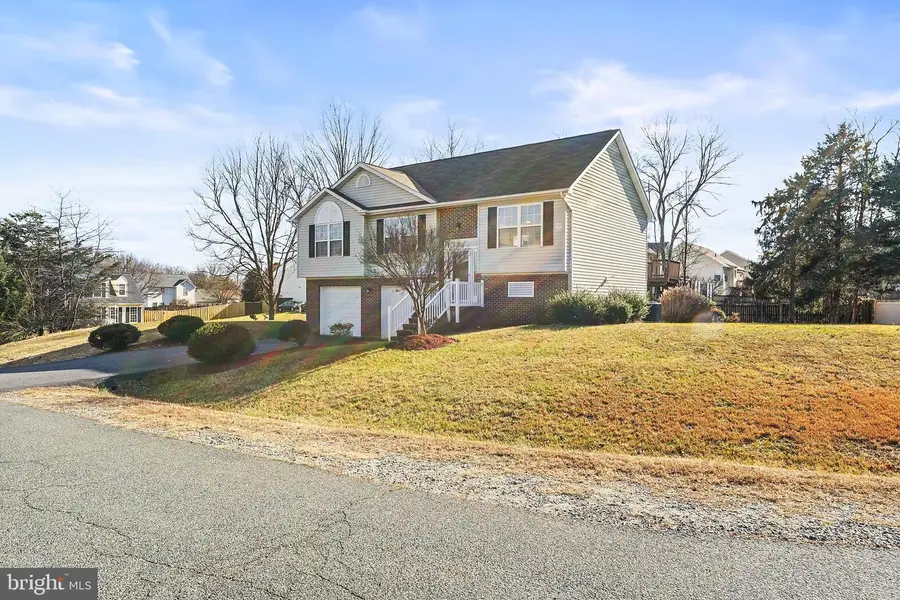 6414 Basil Ct, Fredericksburg, VA 22407 - Image #3