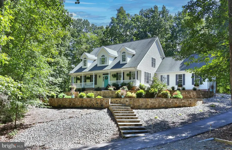 13608 S General Slocum Ct, Fredericksburg, VA 22407 - Image #2