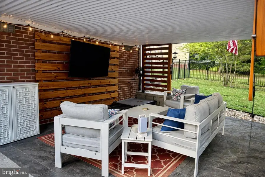 6114 N Willow Pond Dr, Fredericksburg, VA 22407 - #3