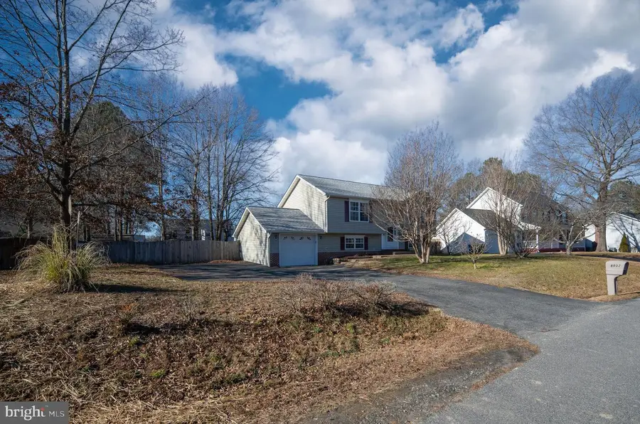 8802 Kent Ct, Fredericksburg, VA 22408 - Image #3