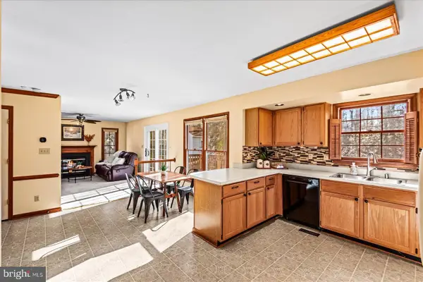 10628 Chesterwood Dr, SPOTSYLVANIA, VA 22553