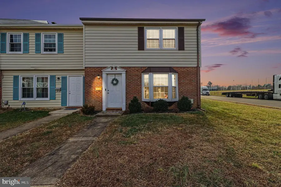 300 Clay St, Fredericksburg, VA 22408 - Image #2