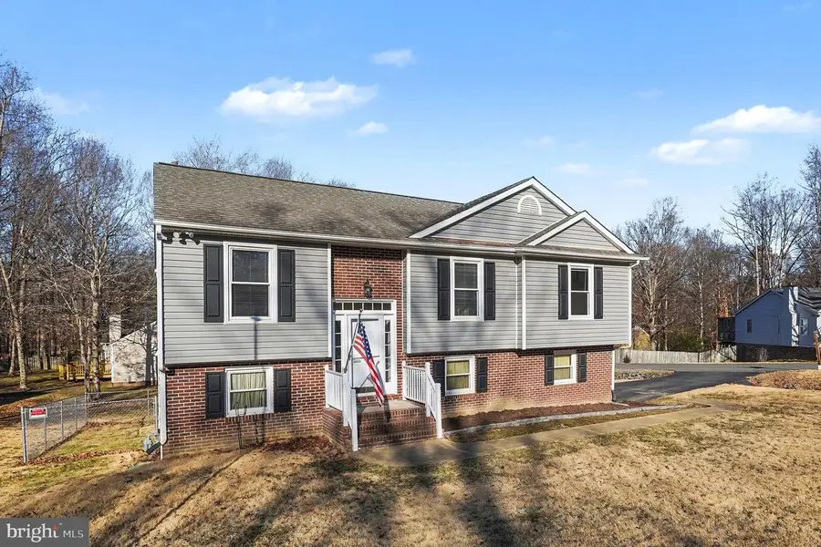 10704 Eden Brook Dr, Spotsylvania, VA 22553 - Image #2