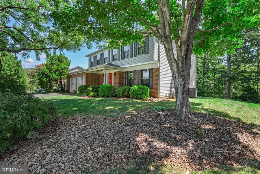 11211 Springfield Dr, Fredericksburg, VA 22408 - Image #2