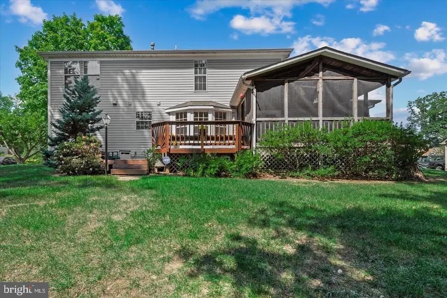 11211 Springfield Dr, Fredericksburg, VA 22408 - Image #3