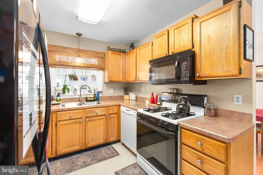 5504 Leavells Crossing Dr, Fredericksburg, VA 22407 - #2