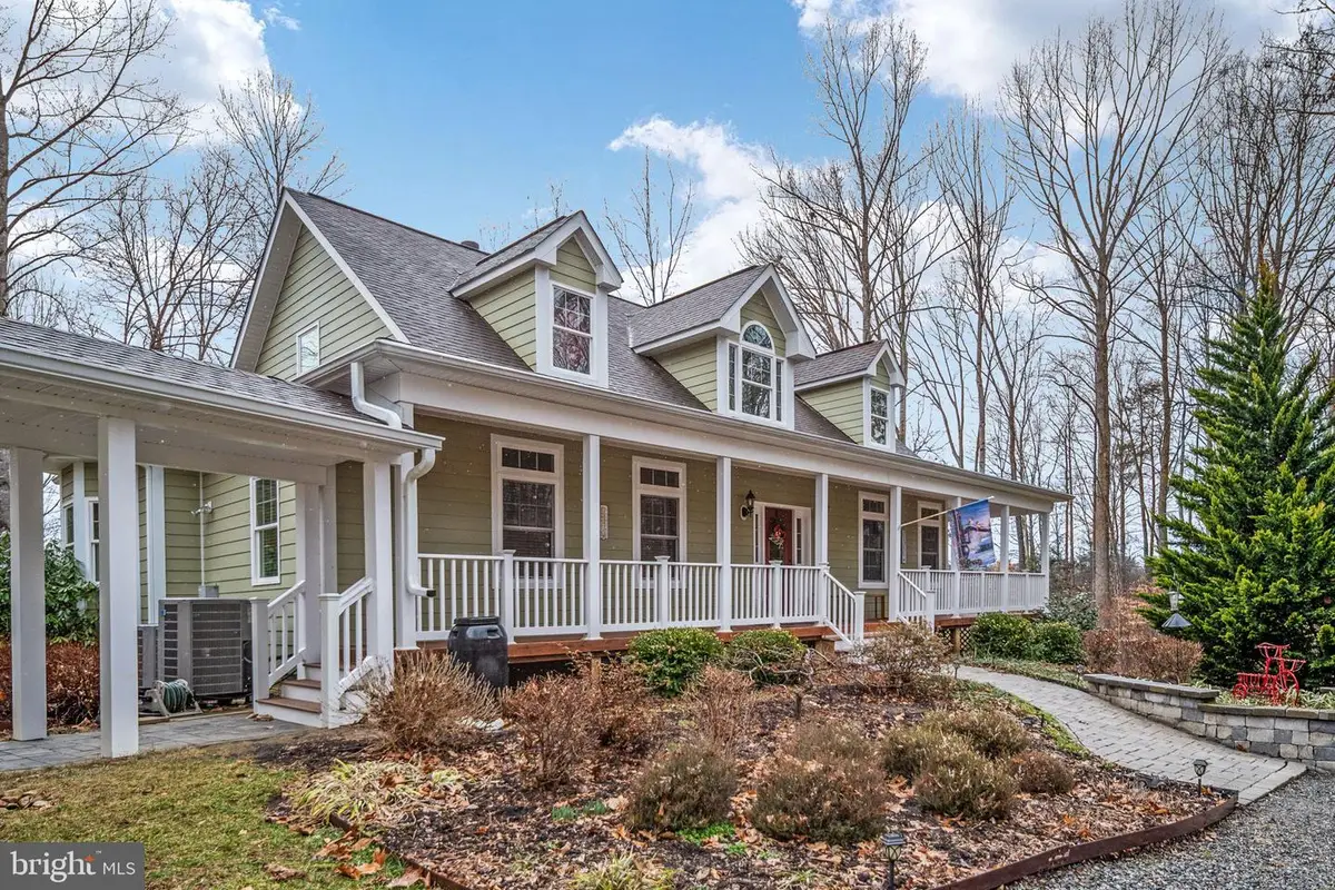 3900 Water Front Ct, Bumpass, VA 23024 - #1