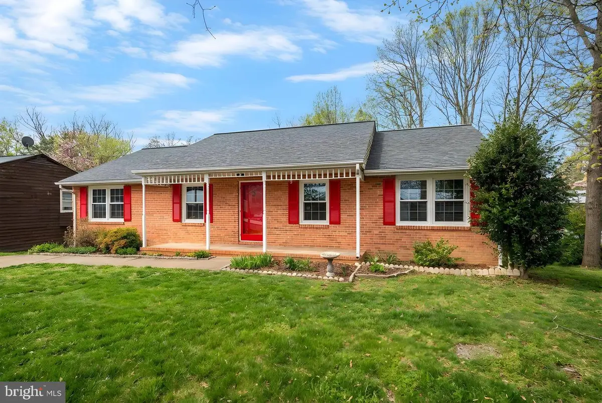5065 Gallager Dr, Courtland, VA 22407 - #1