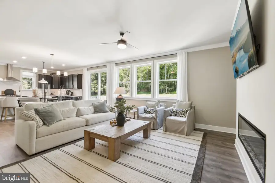 11405 Chalmers Ln, Fredericksburg, VA 22407 - #3