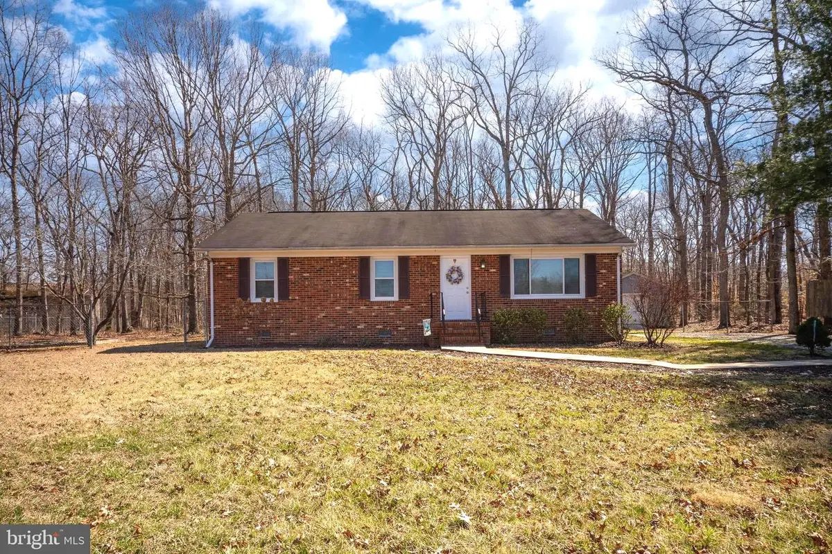 5527 Smith Station Rd, Fredericksburg, VA 22407 - #1