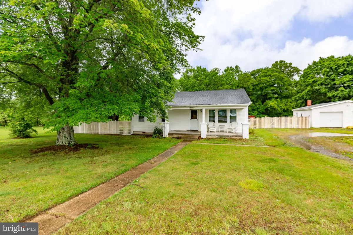 10669 Post Oak Rd, Spotsylvania, VA 22551 - #1