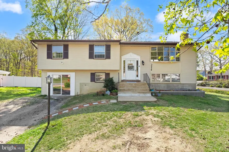 3214 Waverly Dr, Fredericksburg, VA 22407 - #2