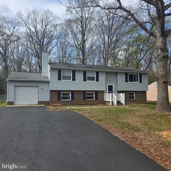 6021 Oak Grove Dr, FREDERICKSBURG, VA 22407