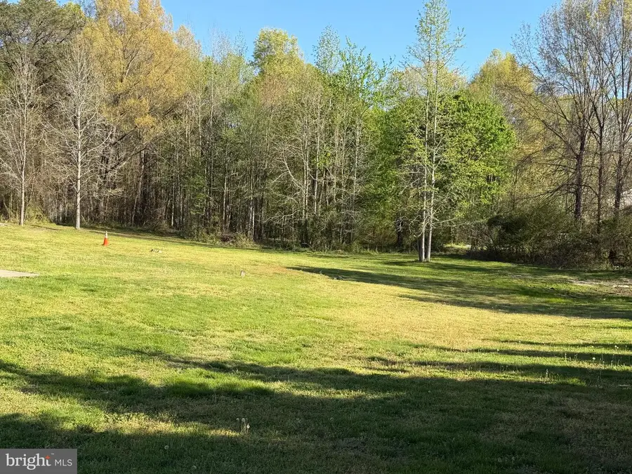 11803 Nicholas Dr, Fredericksburg, VA 22407 - #2