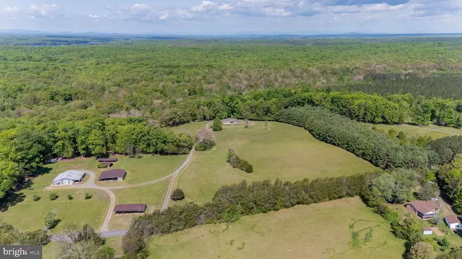 6000 Haleys Mill Rd, Spotsylvania, VA 22551 - #2