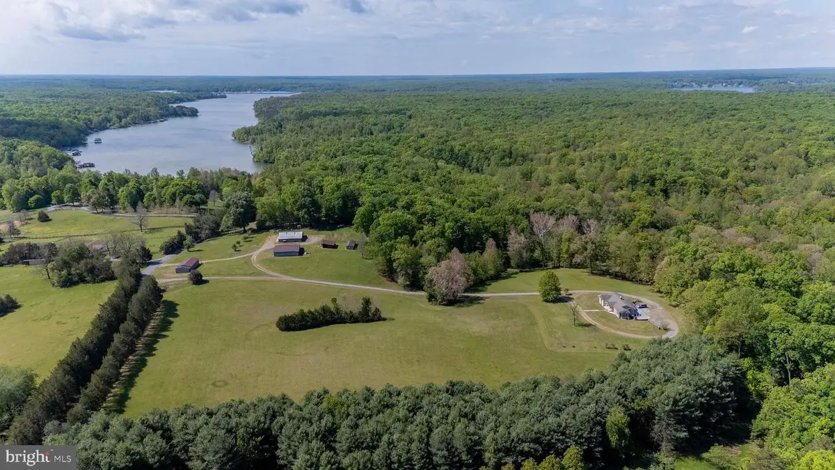 6000 Haleys Mill Rd, Spotsylvania, VA 22551 - #1