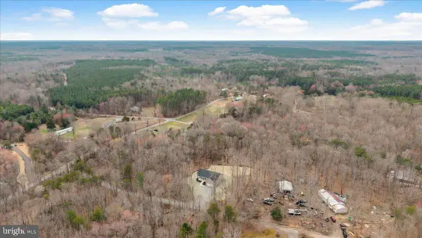 2132 Mount Olive Rd, BEAVERDAM, VA 23015