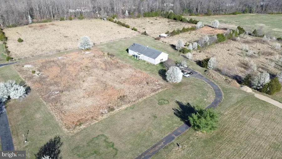 6610 Whispering Meadow Trl, Spotsylvania, VA 22551 - #2