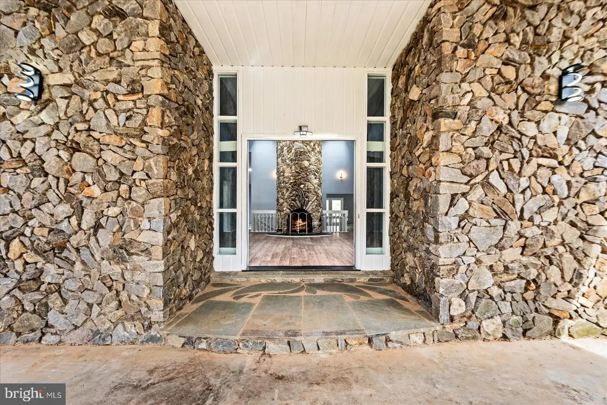 7621 River Rd, Fredericksburg, VA 22407 - #1