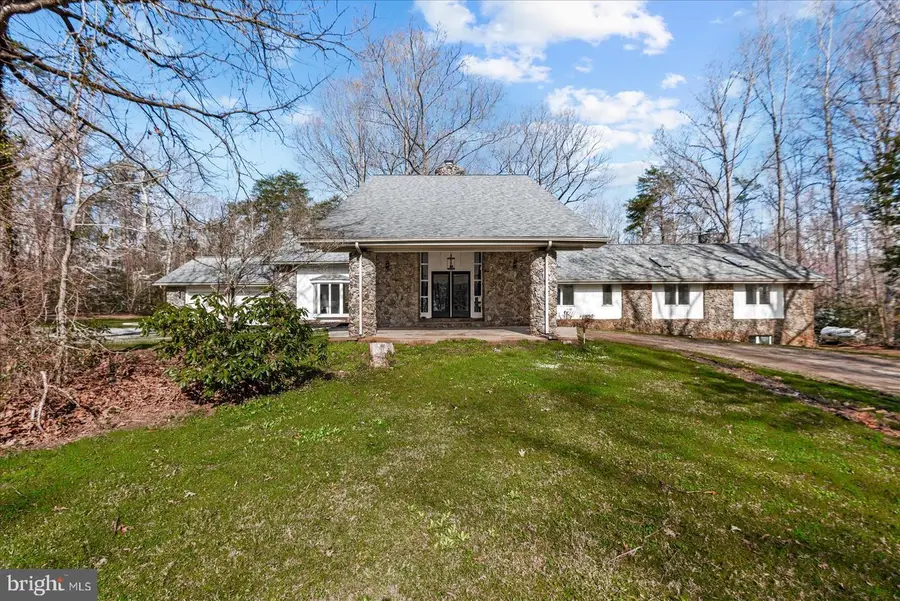 7621 River Rd, Fredericksburg, VA 22407 - #3