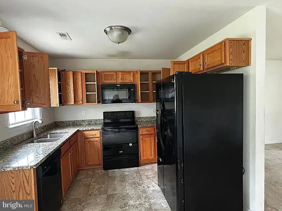 6338 Old Plank Rd, Fredericksburg, VA 22407 - #2