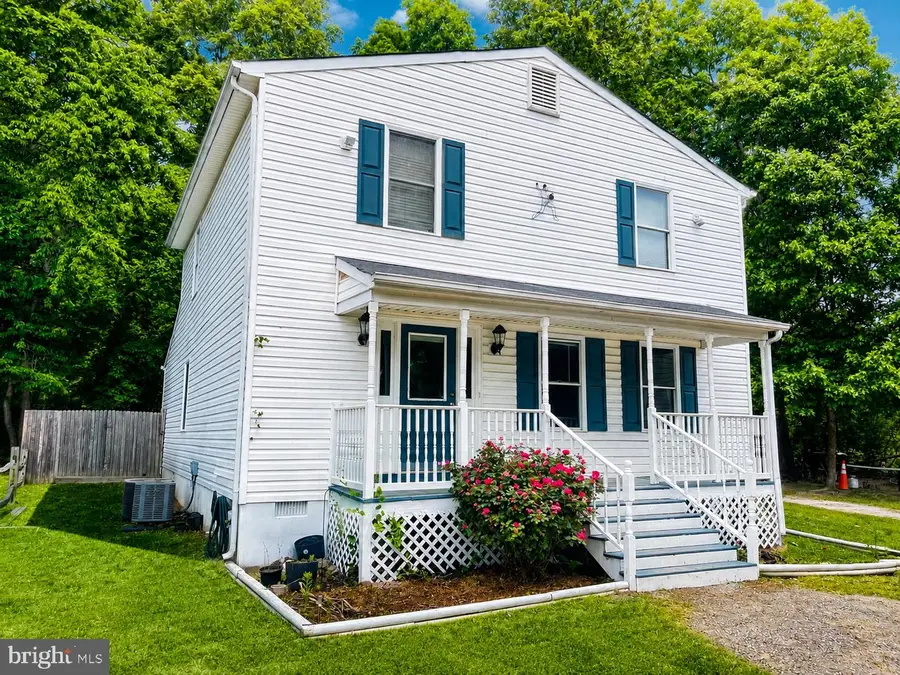 111 Pender St, Fredericksburg, VA 22408 - #2