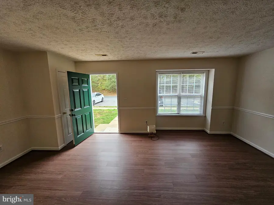 9615 Coventry Creek Dr, Fredericksburg, VA 22408 - #2