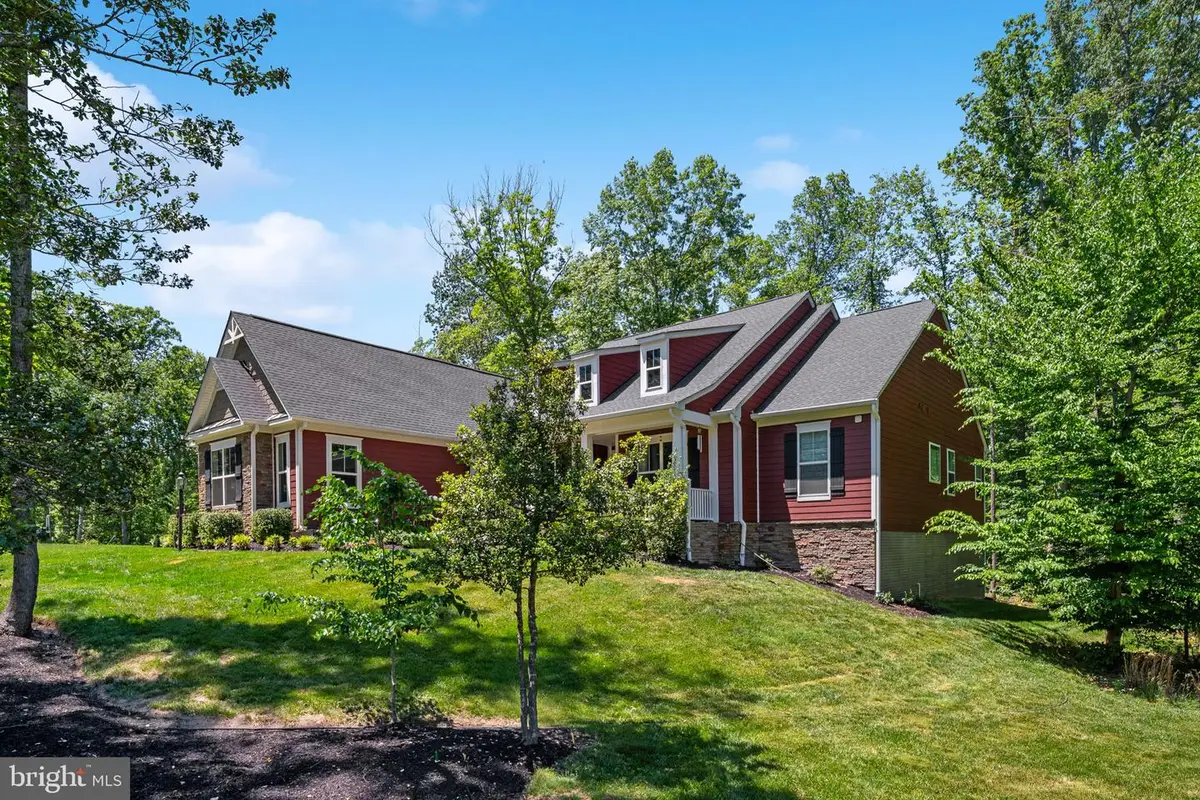 8007 Ashford Dr, Fredericksburg, VA 22407 - #1
