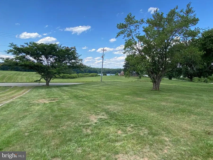 10405 Gordon Rd, Spotsylvania, VA 22553 - #2