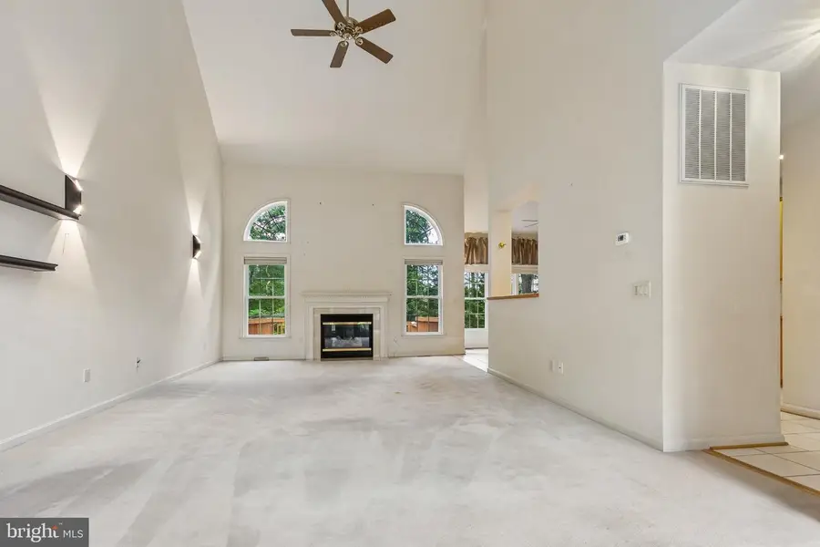 6919 Governors Grant Ln, Fredericksburg, VA 22407 - #2