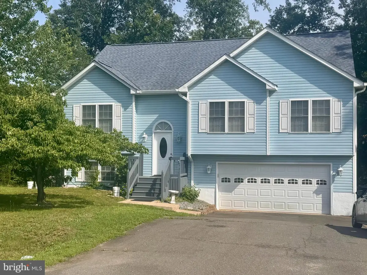 4008 N Andover Ln, Fredericksburg, VA 22408 - #1