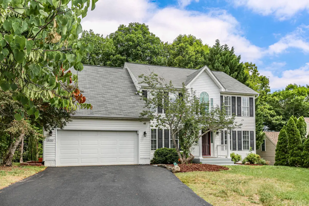 10205 N Hampton Ln, Fredericksburg, VA 22408 - #1