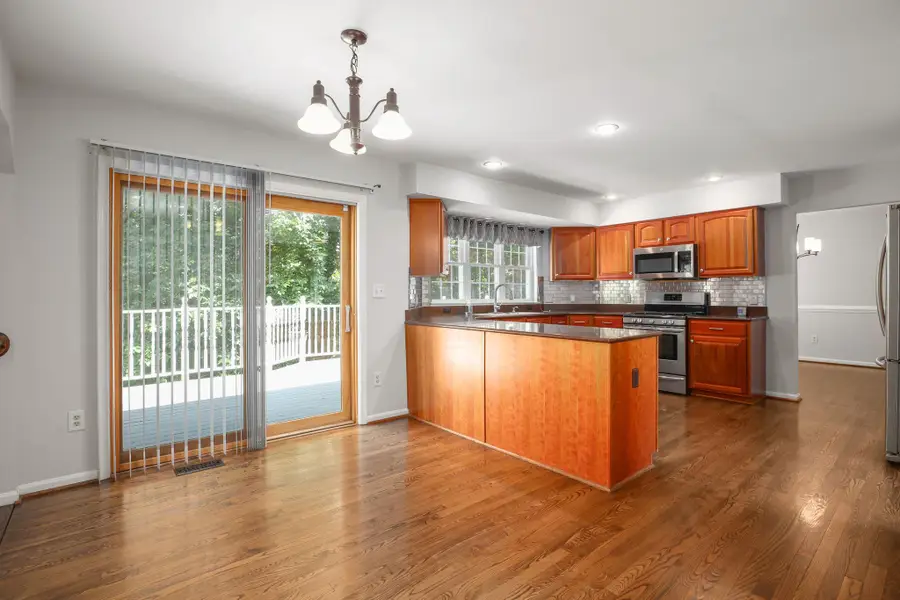 10205 N Hampton Ln, Fredericksburg, VA 22408 - #3