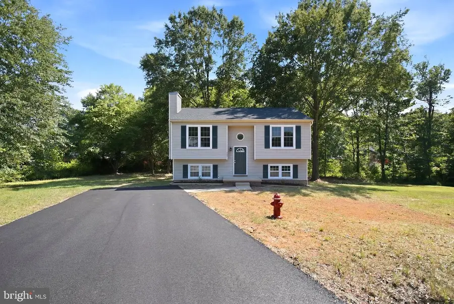 10921 Peach Tree Dr, Fredericksburg, VA 22407 - #3