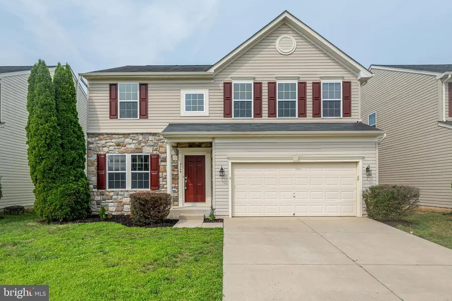 9349 Birch Cliff Dr, Fredericksburg, VA 22407 - #2