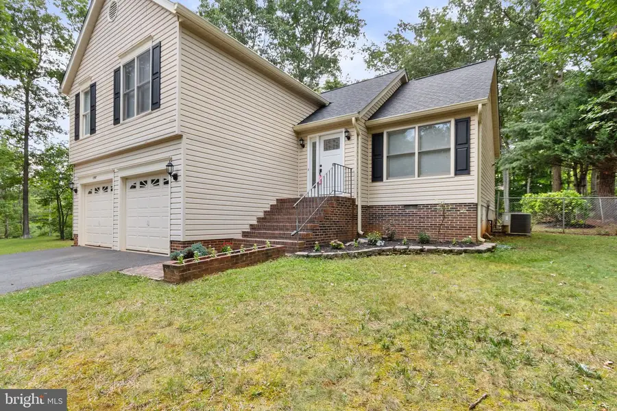 12917 Grenade Ln, Spotsylvania, VA 22551 - #2