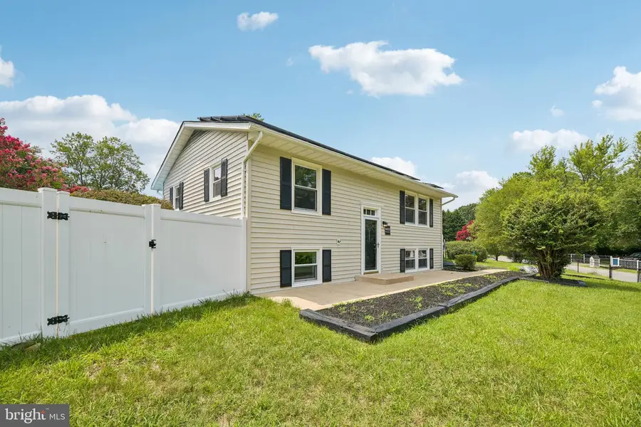 6023 Massaponax Dr, Fredericksburg, VA 22407 - #2