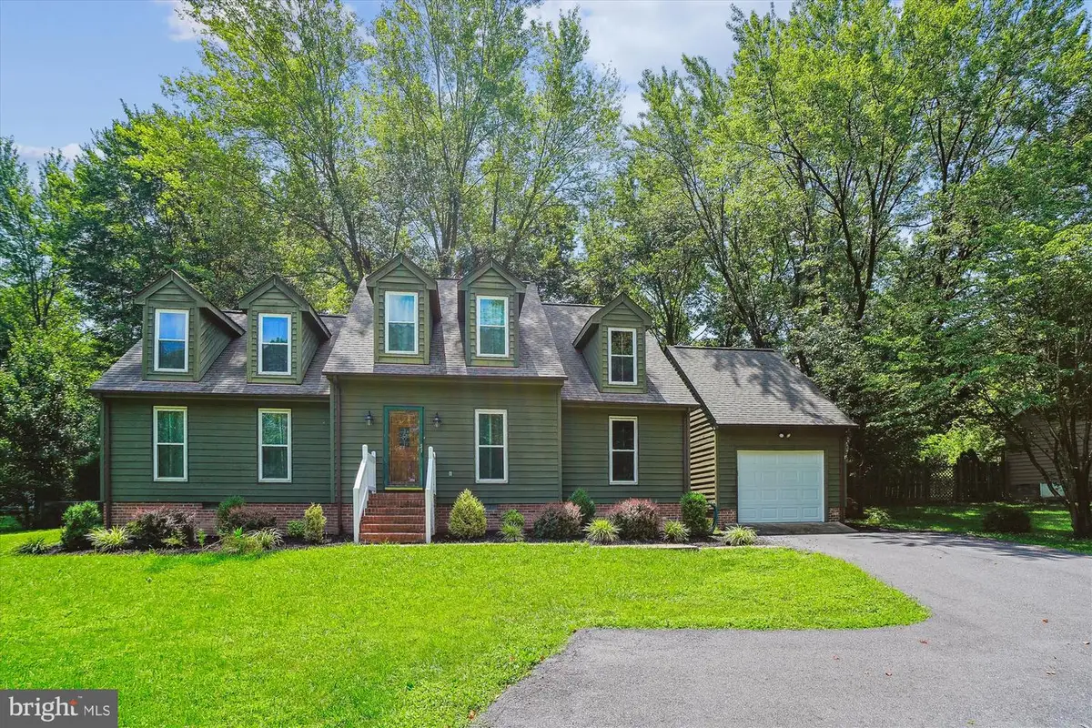 11803 Gordon Rd, Fredericksburg, VA 22407 - #1