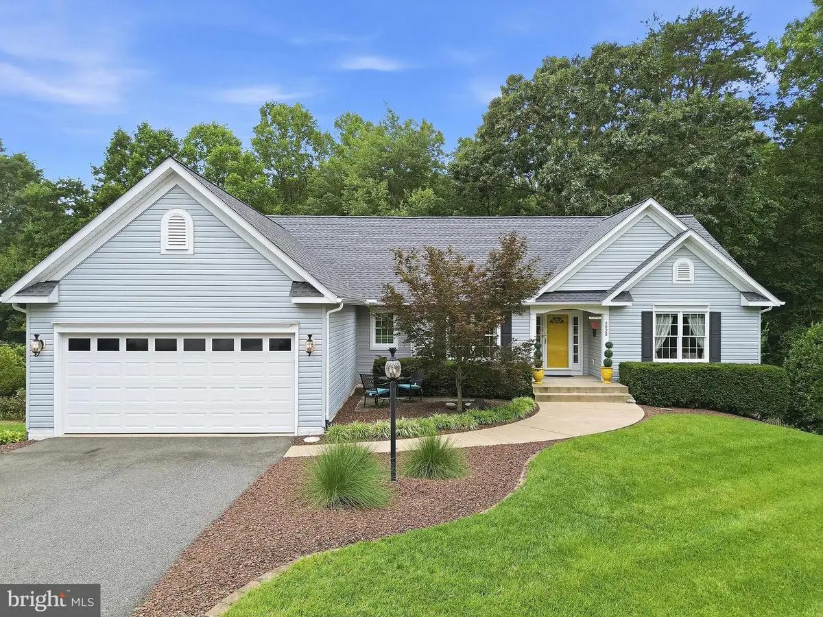 6028 Waterman Dr, Fredericksburg, VA 22407 - #1