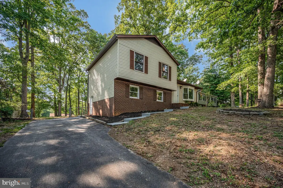 424 Albany St, Fredericksburg, VA 22407 - #1