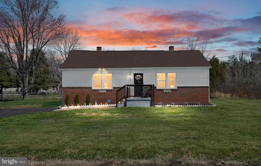 3321 Summit Crossing Rd, Fredericksburg, VA 22408 - #2
