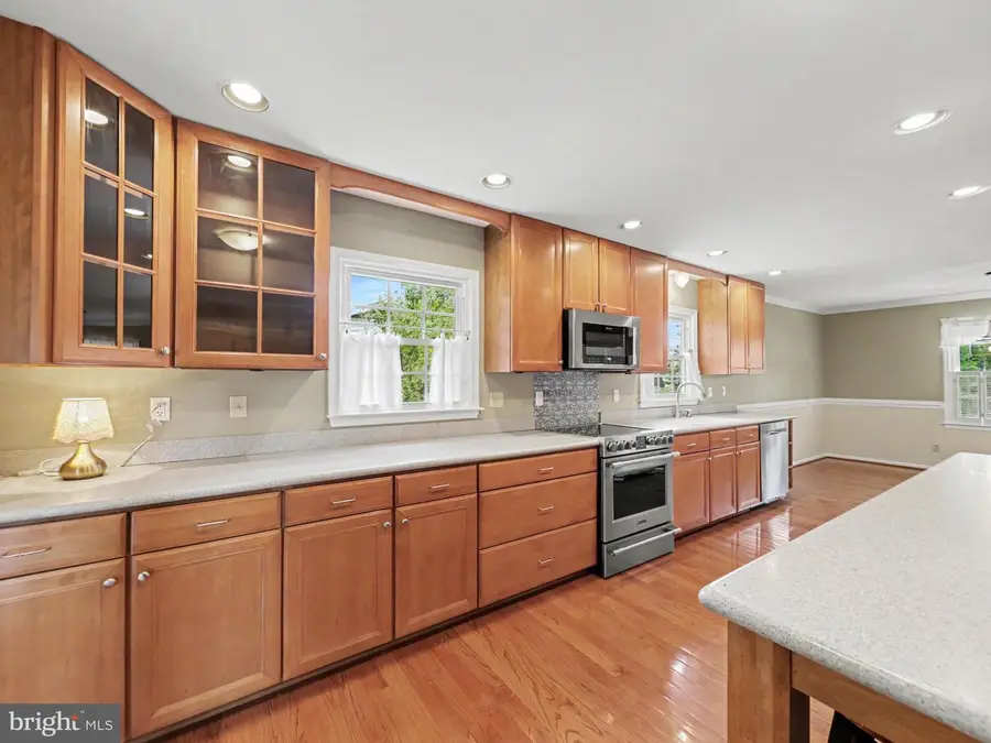 313 Laurel Ave, Fredericksburg, VA 22408 - #2
