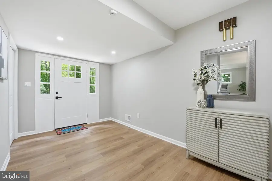 7607 Nyland Rd, Fredericksburg, VA 22408 - #3