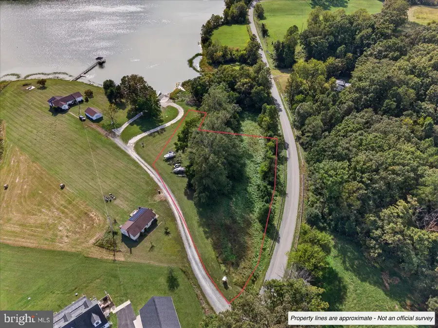 7010 Evans Family Pl, Mineral, VA 23117 - #2