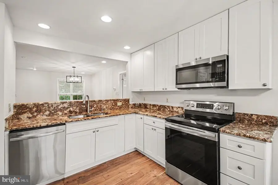 10126 Sharon Springs Dr, Fredericksburg, VA 22408 - #3