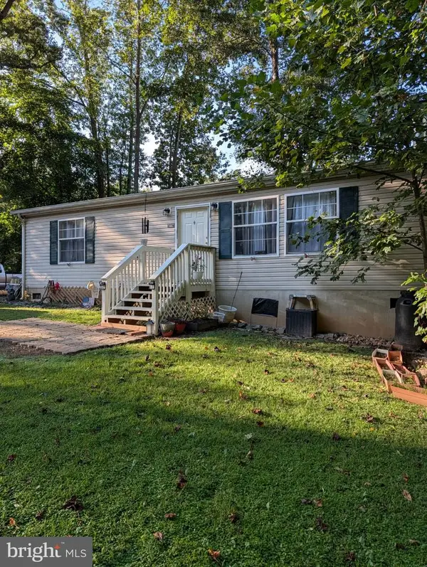 6108 Mitzi Dr, WOODFORD, VA 22580