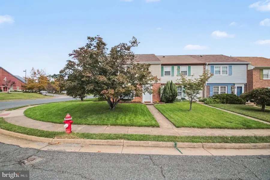 301 Clay St, Fredericksburg, VA 22408 - #3
